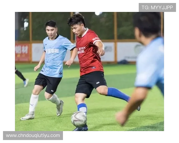 斗球下载苹果版本快速获取指南，轻松体验最真实的足球比赛乐趣