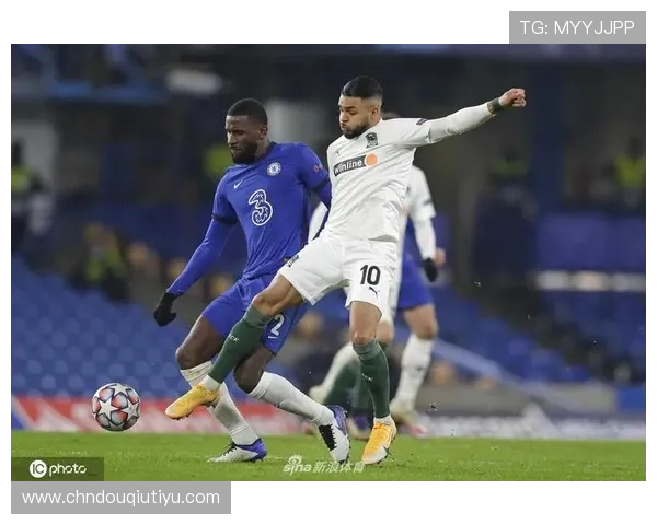 斗球直播足球直播在哪看免费高清直播平台推荐让你轻松在线观看足球赛事无需付费